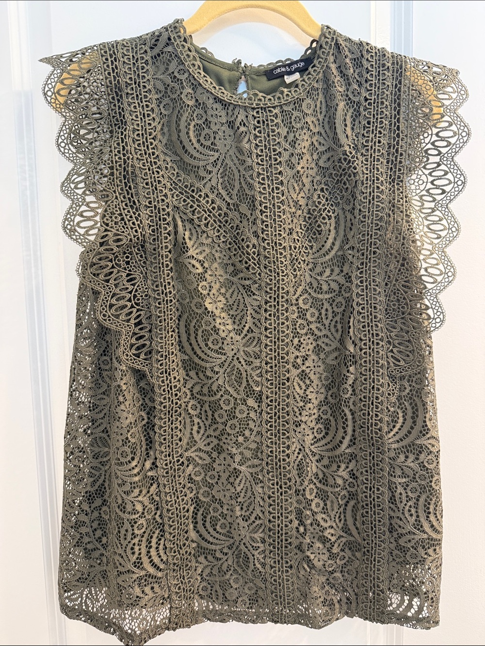 Crochet Lace Sleeveless Blouse - Olive Green, M